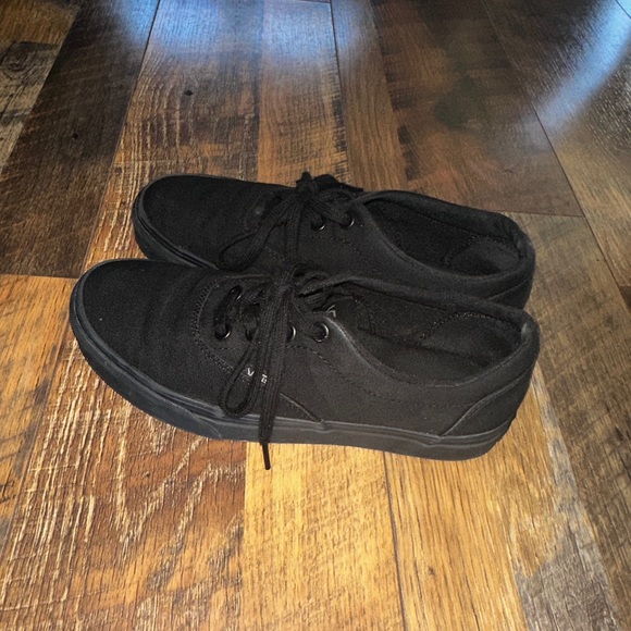 black vans off the wall women’s size 8 canvas shoes - Picture 5 of 7